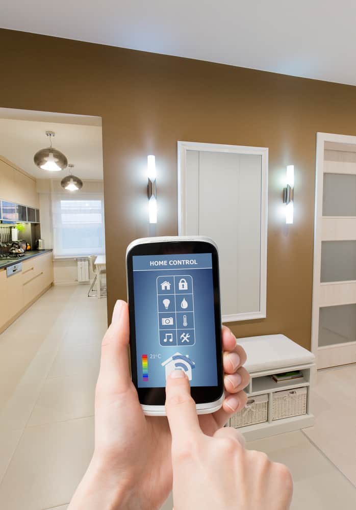 Monitor Your Home’s Temperature Using Thermostat And Smartphone